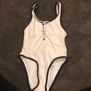 One piece swim suit